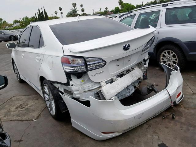 JTHBB1BA5A2025415 - 2010 LEXUS HS 250H WHITE photo 3