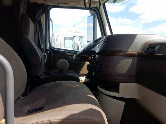 4V4NC9EH6GN958769 - 2016 VOLVO VN VNL WHITE photo 5