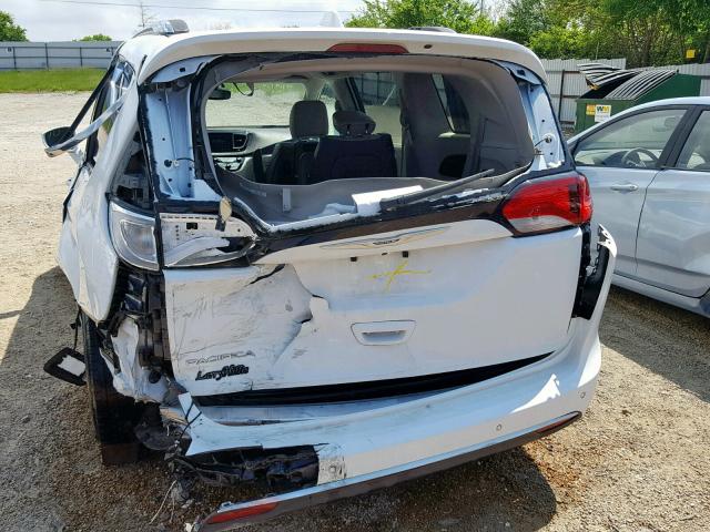 2C4RC1EG6HR550914 - 2017 CHRYSLER PACIFICA T WHITE photo 9