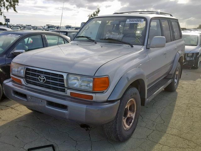 JT3DJ81W3S0099775 - 1995 TOYOTA LAND CRUIS GRAY photo 2