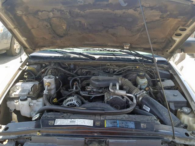 1GTDT13W82K159712 - 2002 GMC SONOMA BEIGE photo 7