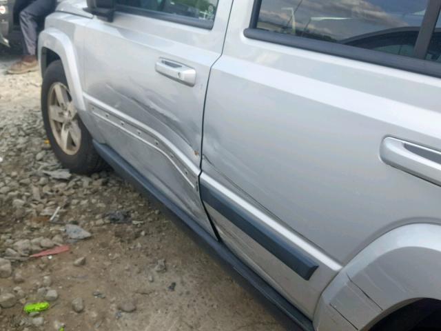 1J8HG48K38C168570 - 2008 JEEP COMMANDER 银色 照片 9