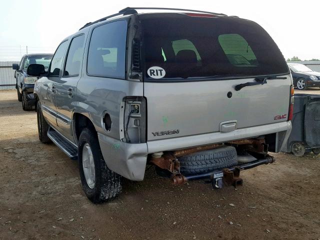 1GKEK13T55R129158 - 2005 GMC YUKON SILVER photo 3