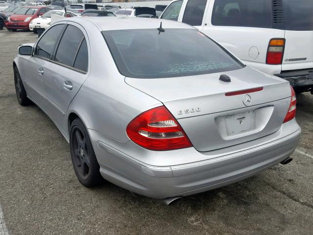 WDBUF70J25A615943 - 2005 MERCEDES-BENZ E 500 SILVER photo 3