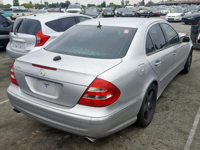 WDBUF70J25A615943 - 2005 MERCEDES-BENZ E 500 SILVER photo 4