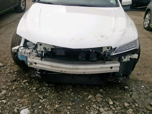 19UUB3F77HA002689 - 2017 ACURA TLX ADVANC WHITE photo 9