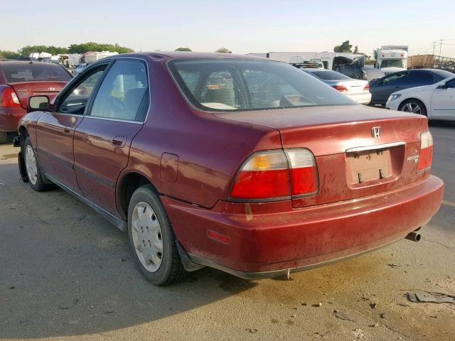 1HGCD5636VA109839 - 1997 HONDA ACCORD LX RED photo 3