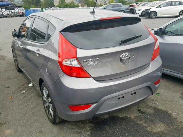 KMHCU5AE0HU365688 - 2017 HYUNDAI ACCENT SPO GRAY photo 3