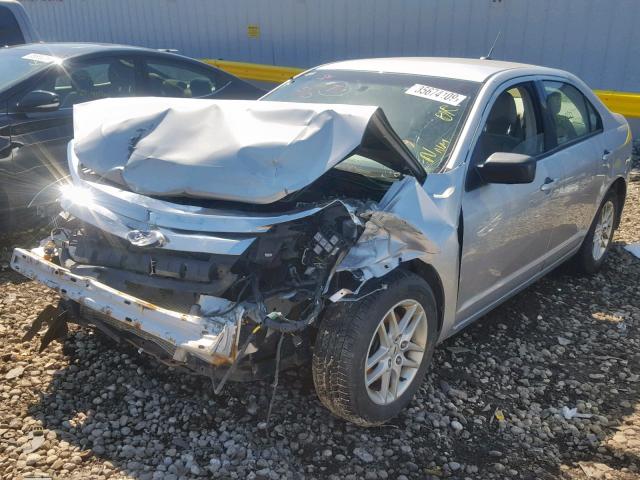 3FAHP0GA7BR304111 - 2011 FORD FUSION S SILVER photo 2