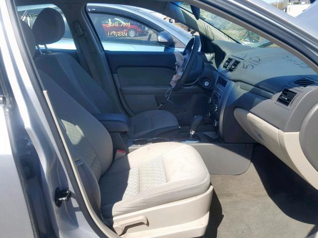 3FAHP0GA7BR304111 - 2011 FORD FUSION S SILVER photo 5