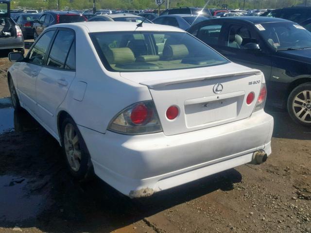 JTHBD192120051869 - 2002 LEXUS IS 300 WHITE photo 3