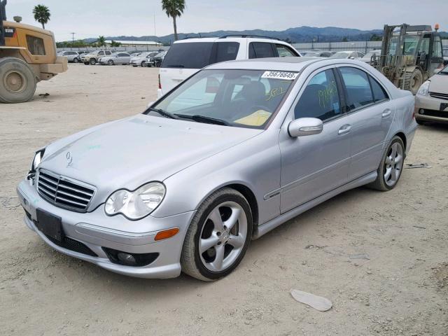 WDBRF52H06F821674 - 2006 MERCEDES-BENZ C 230 SILVER photo 2