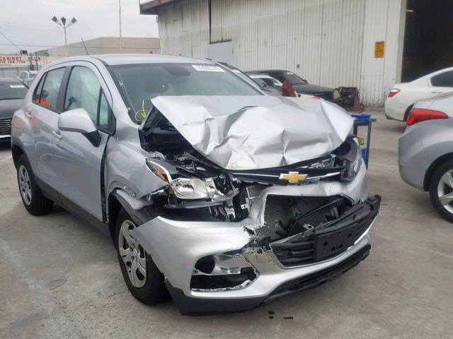 3GNCJKSB4JL417539 - 2018 CHEVROLET TRAX LS SILVER photo 1