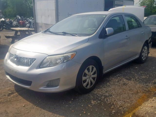 JTDBL40E099045502 - 2009 TOYOTA COROLLA BA SILVER photo 2