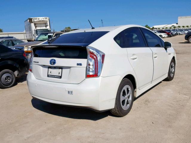 JTDKN3DU7D1646449 - 2013 TOYOTA PRIUS WHITE photo 4