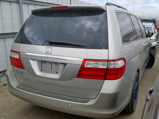 5FNRL38816B046117 - 2006 HONDA ODYSSEY TO SILVER photo 4