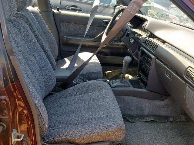 4T1SV21E9LU141660 - 1990 TOYOTA CAMRY DLX 栗色 照片 5