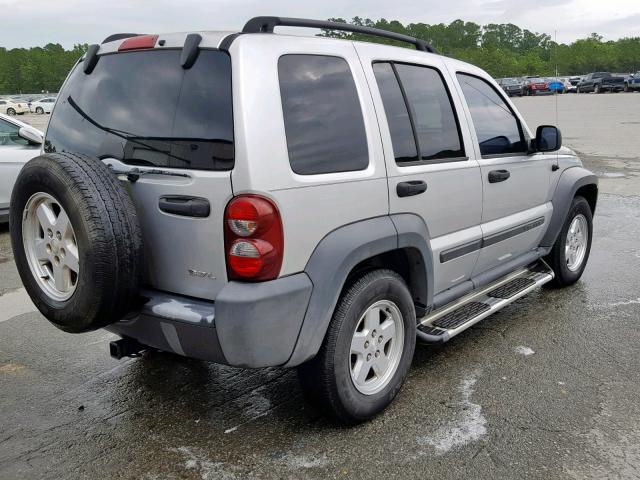 1J4GK48KX6W155144 - 2006 JEEP LIBERTY SP SILVER photo 4