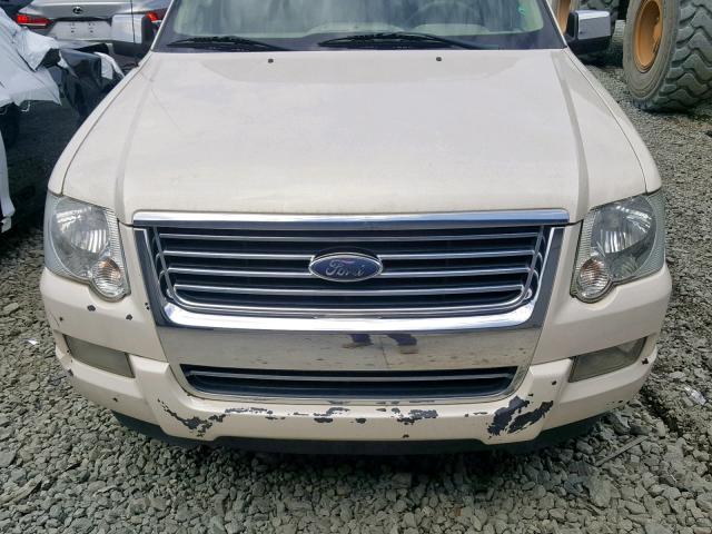 1FMEU65E17UB26111 - 2007 FORD EXPLORER L WHITE photo 9