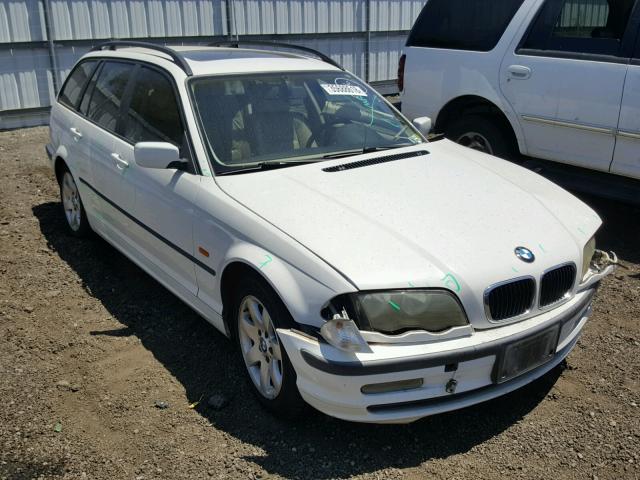 WBAAR3341YJM00209 - 2000 BMW 323 IT WHITE photo 1