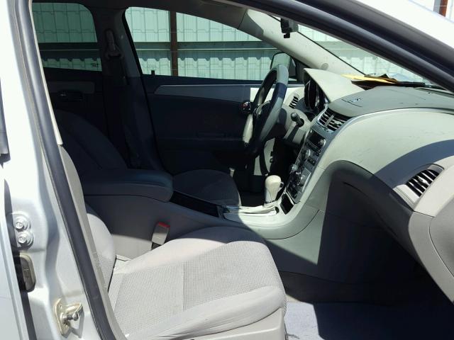 1G1ZC5E18BF182004 - 2011 CHEVROLET MALIBU 1LT 银色 照片 5