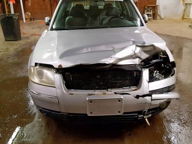 WVWTH63B53P441446 - 2003 VOLKSWAGEN PASSAT GLX 银色 照片 9