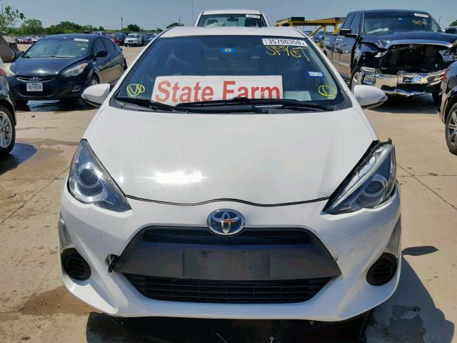 JTDKDTB33F1578358 - 2015 TOYOTA PRIUS C WHITE photo 9