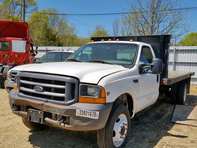 1FDAF56F7XEB33861 - 1999 FORD F550 SUPER WHITE photo 2