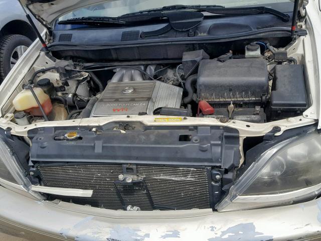 JT6HF10U3X0034719 - 1999 LEXUS RX 300 WHITE photo 7