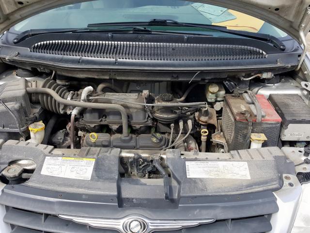 1A4GJ45R17B210576 - 2007 CHRYSLER TOWN & COUNTRY LX  photo 7