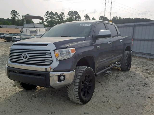 5TFHW5F19GX528930 - 2016 TOYOTA TUNDRA CRE GRAY photo 2