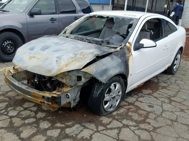 1G1AL18F587109141 - 2008 CHEVROLET COBALT LT WHITE photo 2