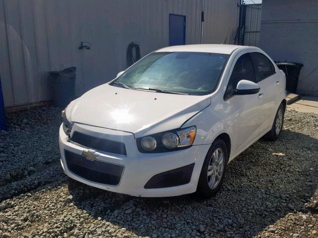 1G1JA5SH5C4188411 - 2012 CHEVROLET SONIC LS WHITE photo 2