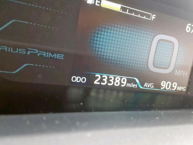 JTDKARFP2H3054246 - 2017 TOYOTA PRIUS PRIM 蓝色 照片 8