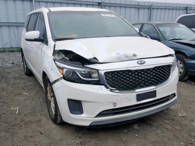 KNDMB5C19H6252240 - 2017 KIA SEDONA LX WHITE photo 1