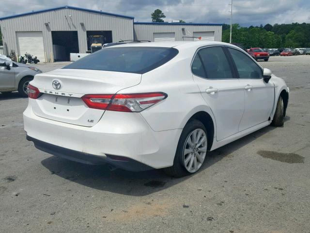 4T1B11HK1JU611596 - 2018 TOYOTA CAMRY L WHITE photo 4