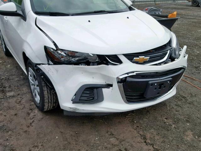 1G1JB5SH2H4154415 - 2017 CHEVROLET SONIC LS WHITE photo 9