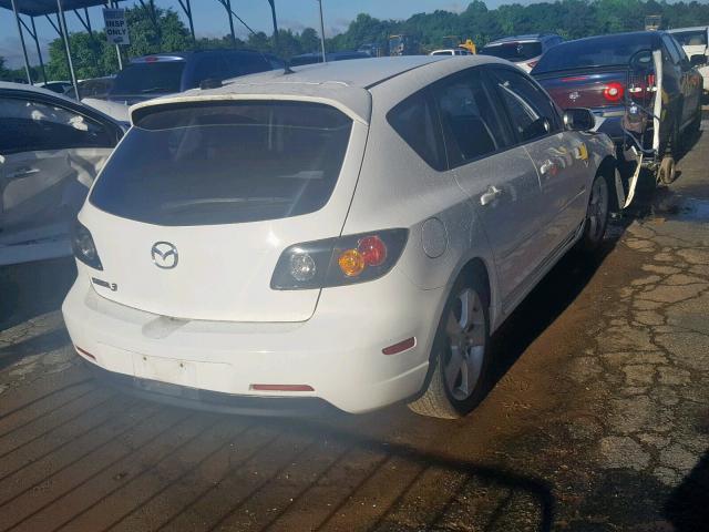 JM1BK143451263168 - 2005 MAZDA 3 HATCHBAC WHITE photo 4