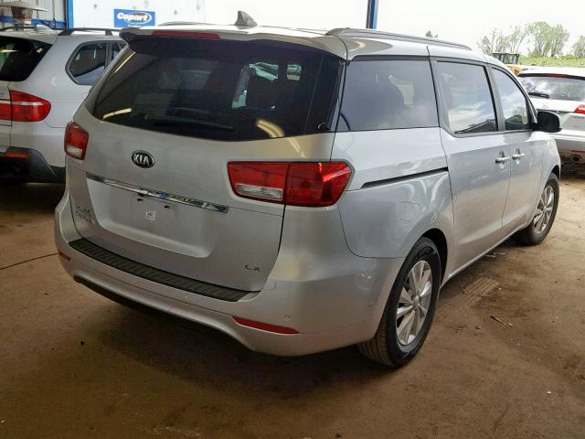 KNDMB5C19G6202842 - 2016 KIA SEDONA LX SILVER photo 4