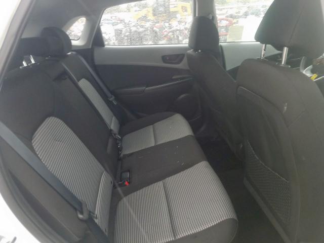 KM8K12AA4KU201657 - 2019 HYUNDAI KONA SE  photo 6