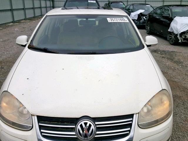 3VWEG71K97M177144 - 2007 VOLKSWAGEN JETTA WOLF WHITE photo 9