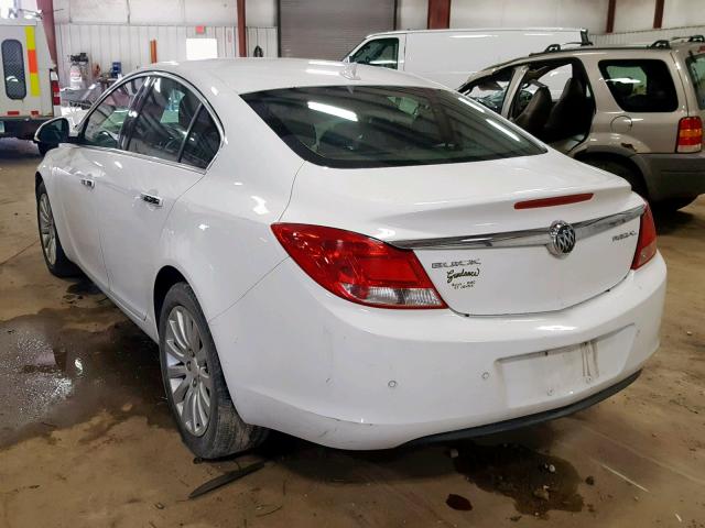 2G4GS5EK3C9127413 - 2012 BUICK REGAL PREM WHITE photo 3