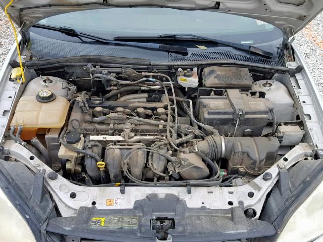 1FAFP34N57W266754 - 2007 FORD FOCUS ZX4 SILVER photo 7