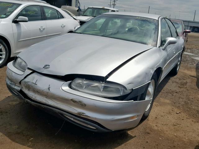 1G3GR62C4X4110311 - 1999 OLDSMOBILE AURORA SILVER photo 2