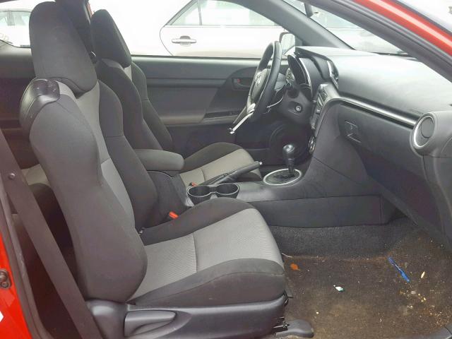 JTKJF5C75FJ004954 - 2015 TOYOTA SCION TC წითელი ფოტო 5