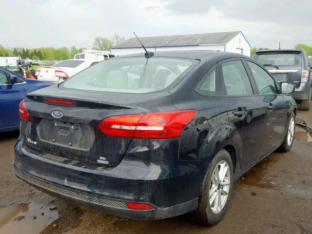 1FADP3FE9GL226151 - 2016 FORD FOCUS SE BLACK photo 4