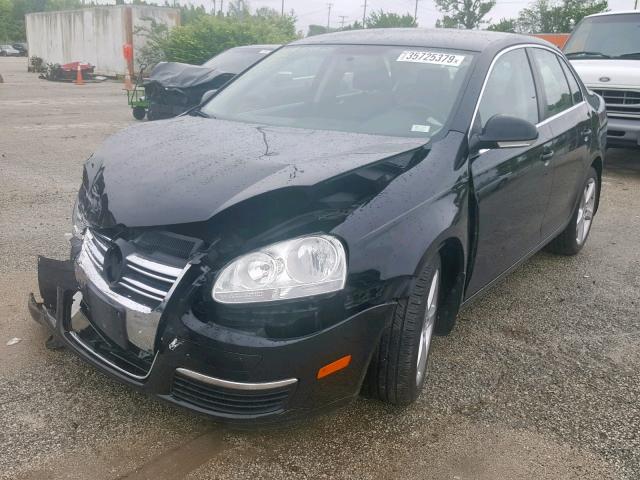 3VWAL7AJ5AM165338 - 2010 VOLKSWAGEN JETTA TDI BLACK photo 2