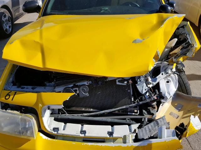 2FAFP71V38X180795 - 2008 FORD CROWN VICT YELLOW photo 7