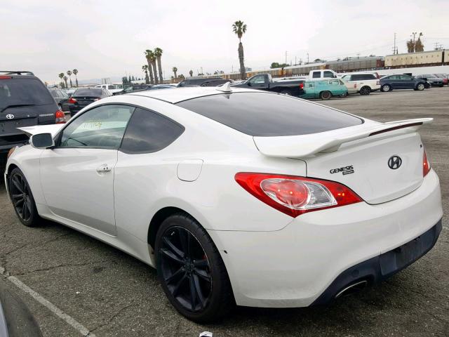 KMHHU6KH1AU020938 - 2010 HYUNDAI GENESIS CO WHITE photo 3