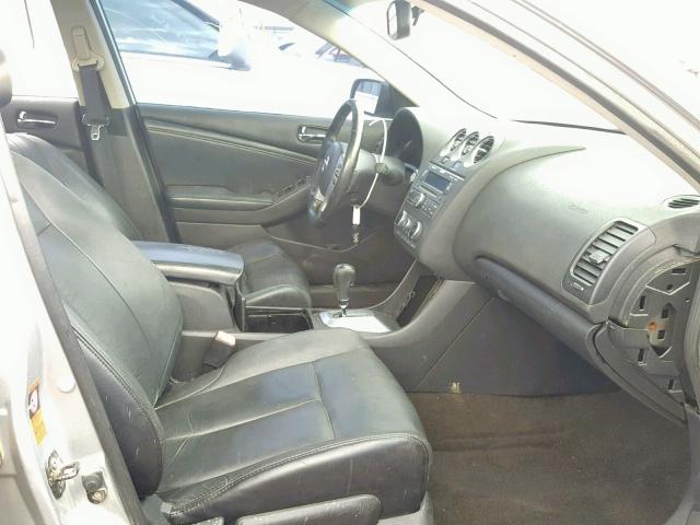 1N4BL21E27C155508 - 2007 NISSAN ALTIMA 3.5 SILVER photo 5